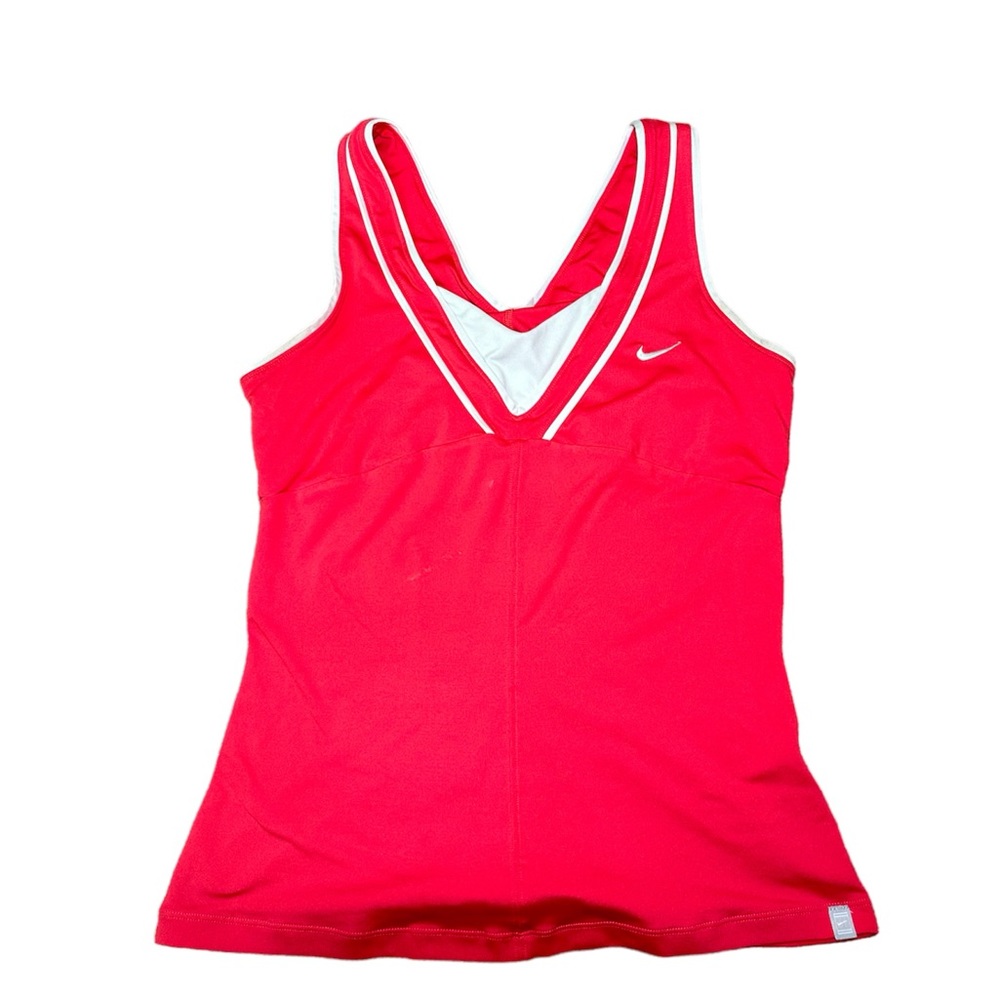 Nike top